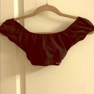 Jo&jax Black ruffle top. Size small.